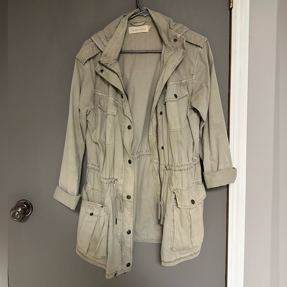 Army Jacket - Picture 1 of 2